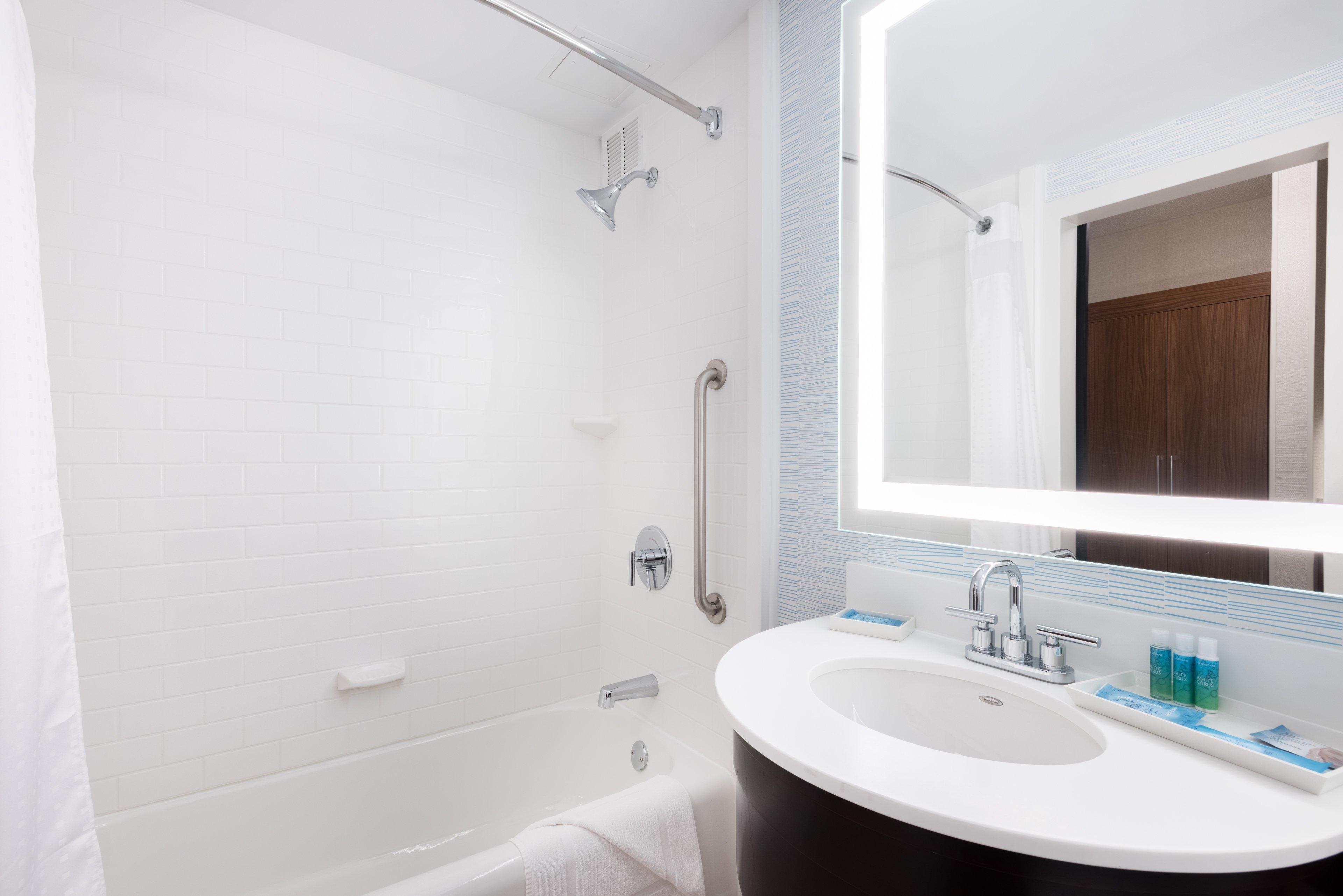 Holiday Inn Express Boston-Waltham By Ihg Eksteriør bilde