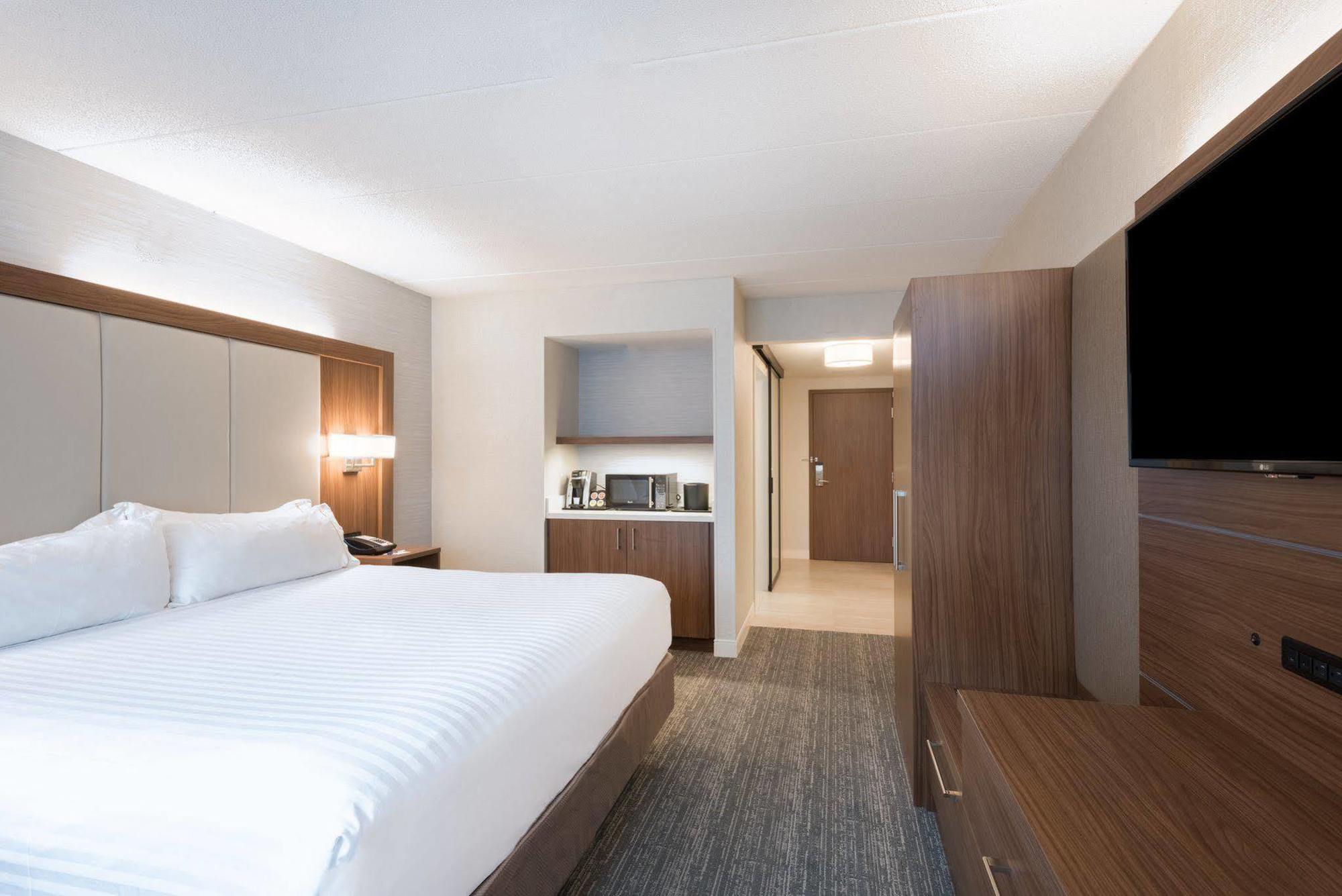 Holiday Inn Express Boston-Waltham By Ihg Eksteriør bilde